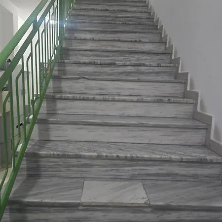 Saint Katerina Old Bazaar Spacious Apartamento Tirana
