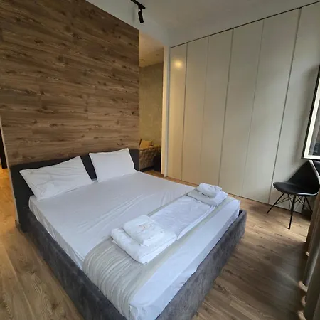 Saint Katerina Old Bazaar Spacious Apartamento Tirana